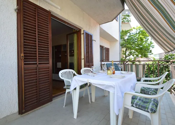 Feriehus Ante By Interhome Brodarica (Sibenik-Knin)